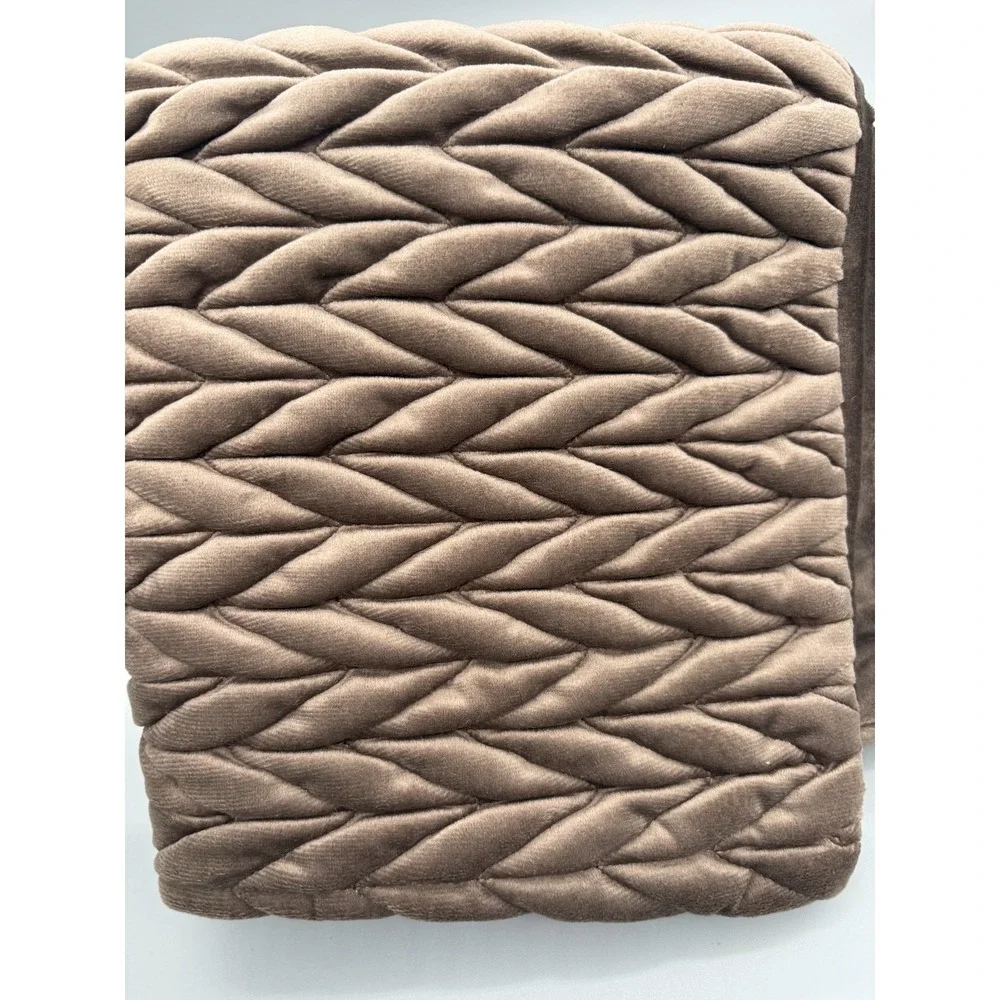 Phantoscope California Quilted Velvet Throw Pillowcase Dark Coffee 20X20 accent